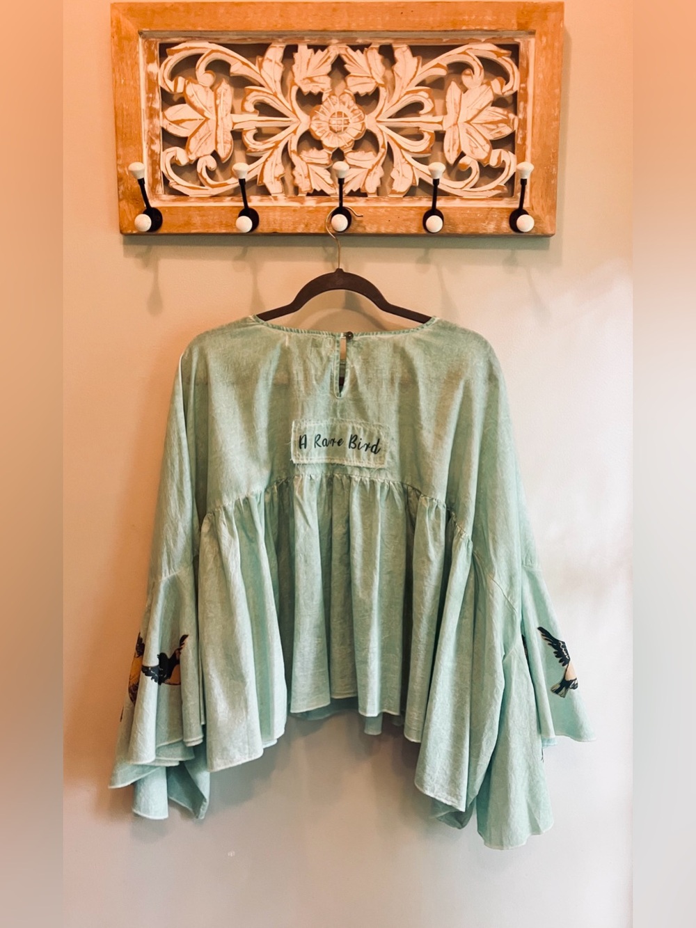 A Rare Bird Top Bell-Sleeve Cotton Relaxed Fit in Mint, Star Pocket and Birds OS - Picture 2 of 10